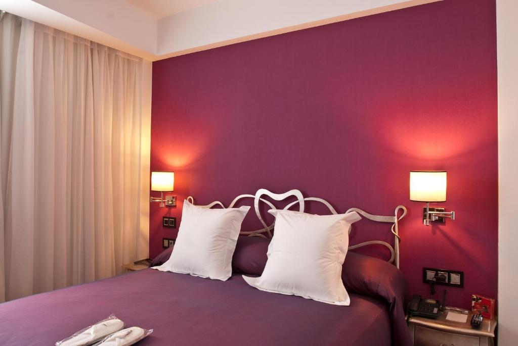 Hotel Infanta Leonor Эсиха Номер фото